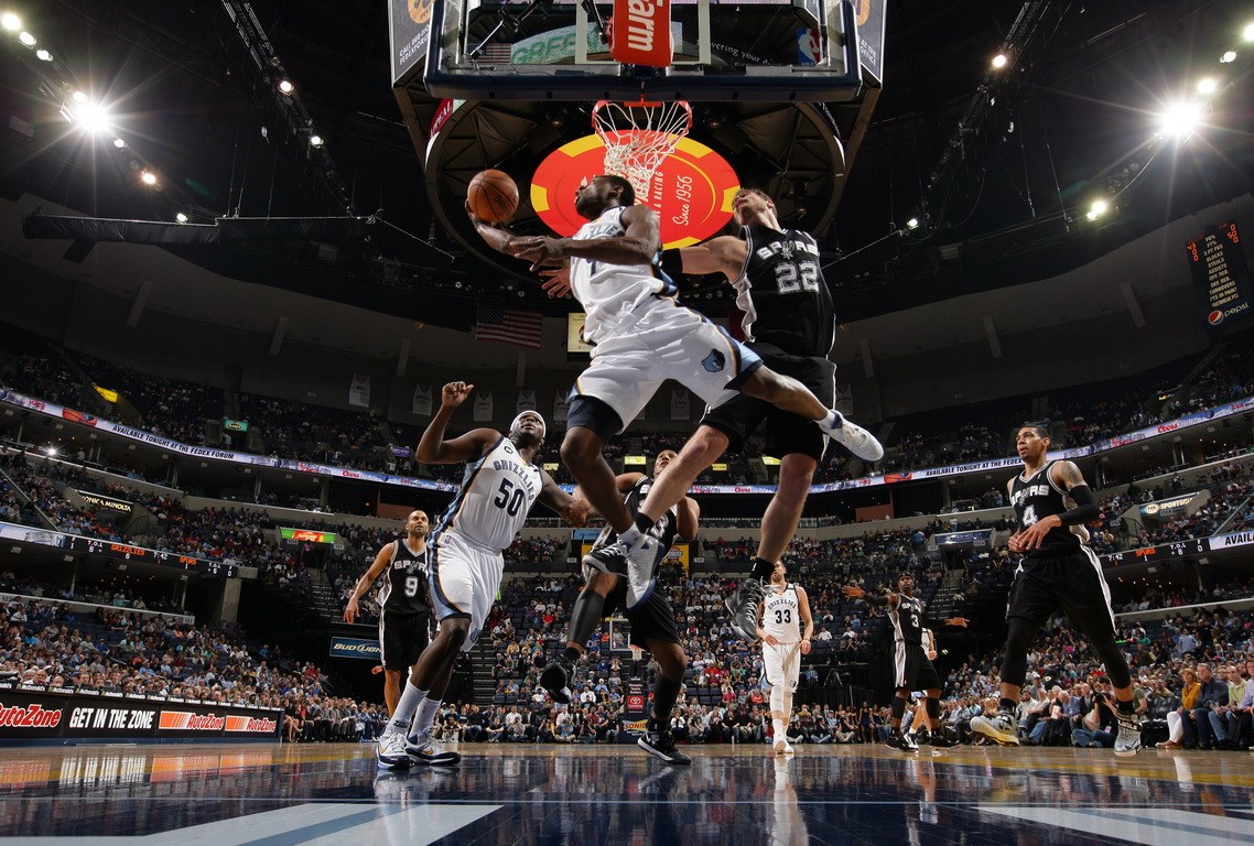 NBA官宣新赛季赛程：多场球星回归战值得期待 全美直播四队并列第一
